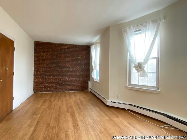 Building Photo - 74 S Huntington Ave