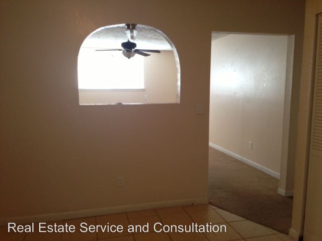 Building Photo - 505 White City Blvd