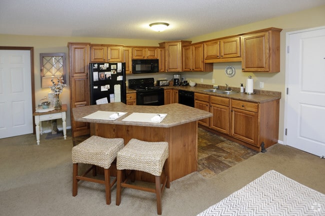1BR, 1BA - 793 SF - Timber Cove Apartments