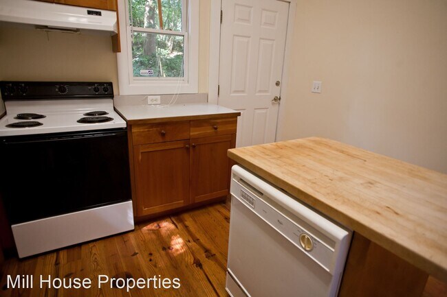 Foto del edificio - 4 br, 3 bath House - 114 Creel St