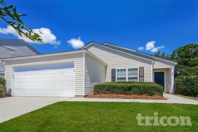 Building Photo - 404 Castle Ridge Dr