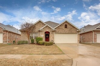 Building Photo - 10228 Olivia Dr