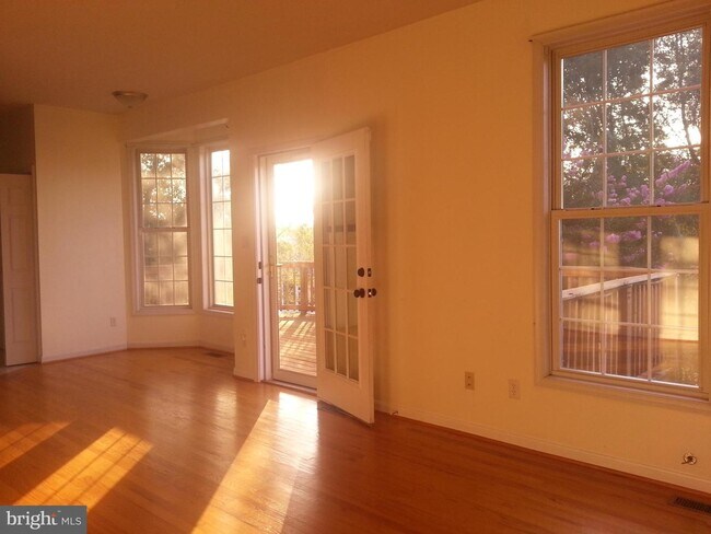 Foto del edificio - 2639 Middle Rd