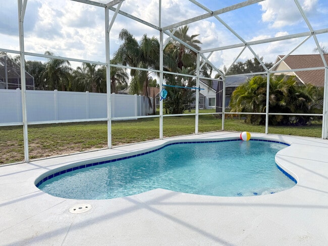 Screened Pool - 7925 Golden Pond Cir