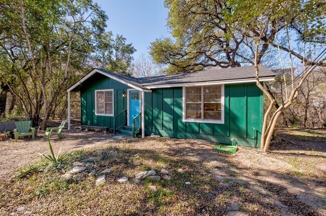 Building Photo - 1104 S 2nd St