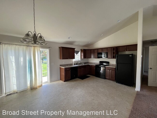 Foto del edificio - 3 br, 2.5 bath House - 70 Ryan Lane