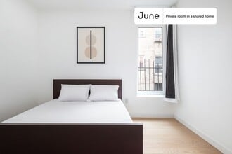 Building Photo - Room in Shared 4 bed/2 bath home in Ditmas Park
