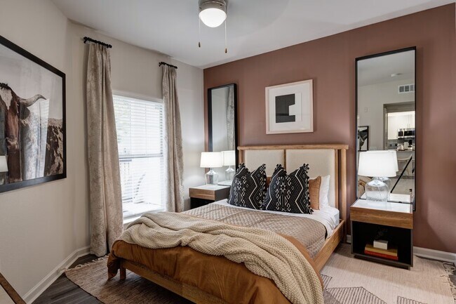 Foto del edificio - Big Savings Await – $750 Off + Waived Fees!