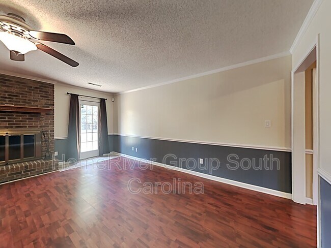 Building Photo - 2830 Joyce St