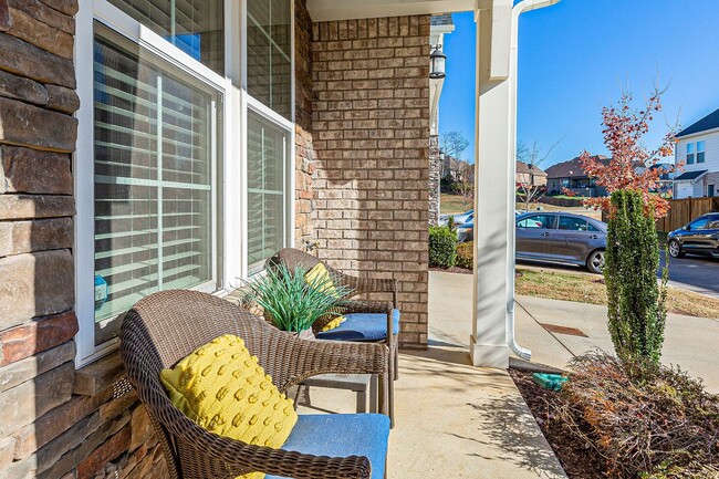 Building Photo - Beautiful 3 Bed, 2/1 Bath Mount Juliet Tow...