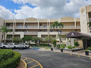 Building Photo - 7843 Granville Dr