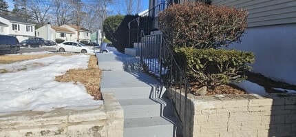 Building Photo - 119 Brooklawn Cir