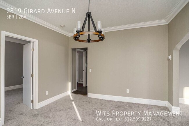 Foto del edificio - 2819 N Girard Ave