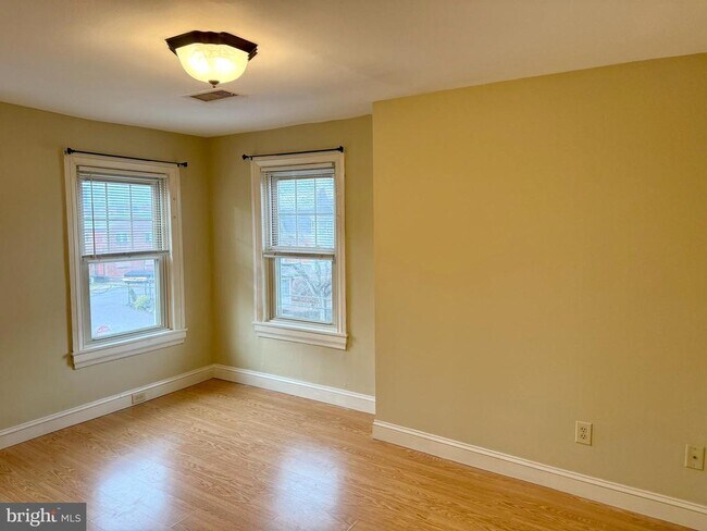 Foto del edificio - 101 King St