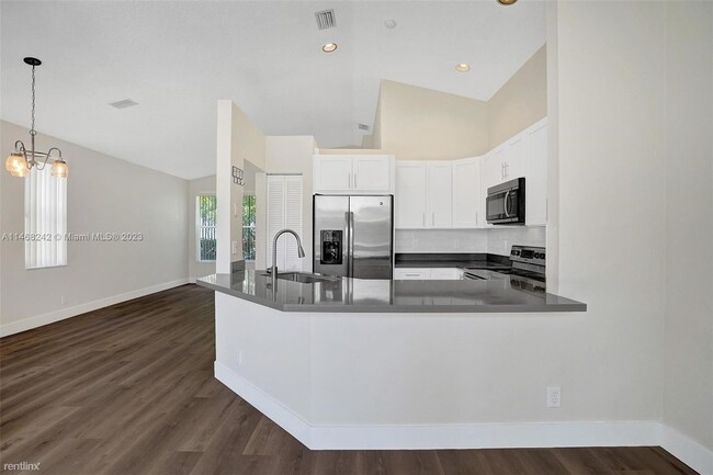 Building Photo - 3 br, 2 bath House - 955 Savannah Falls Dr