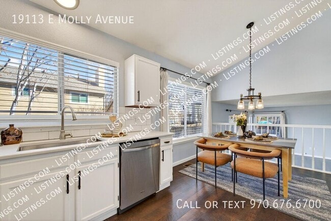 Foto del edificio - 19113 E Molly Ave