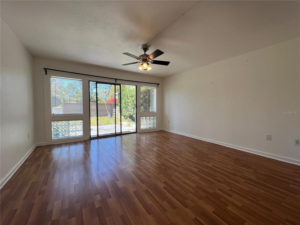 Primary Photo - 6061 Windhover Dr