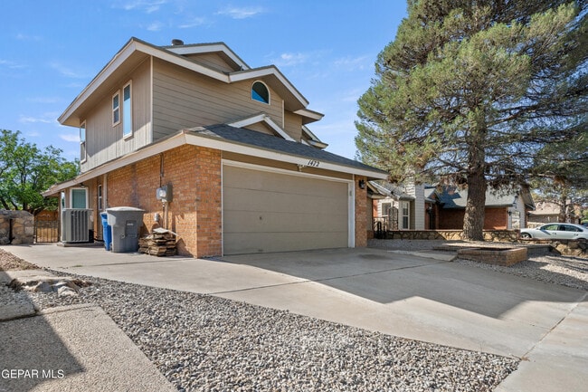 Building Photo - 1472 Gene Torres Dr