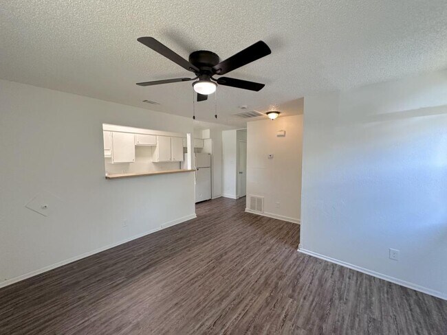 Building Photo - 5408 Helmick Ave