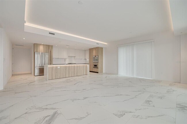 Foto del edificio - 1020 Sunset Point Rd