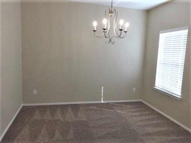Foto del edificio - 2102 Hawthorne Brook Ln