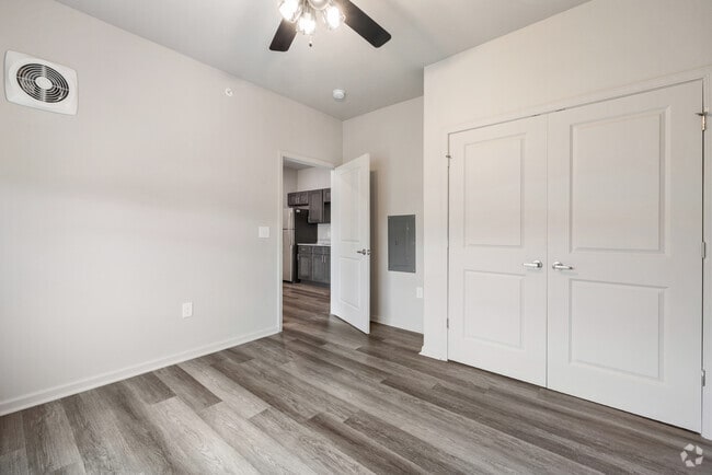 Interior Photo - Platform Dothan