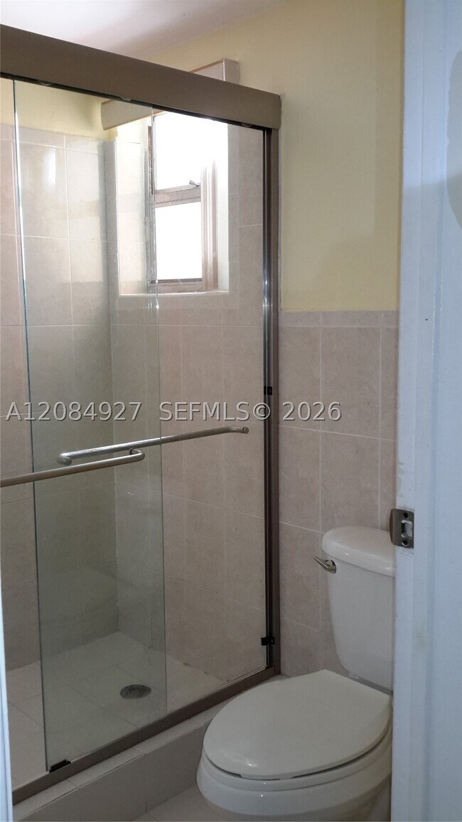 Building Photo - 7400 Miami Lakes Dr