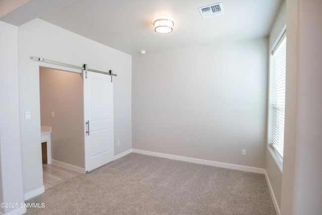 Building Photo - 3019 San Jenaro Dr