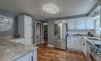 Building Photo - 775 Twin Oaks Blvd