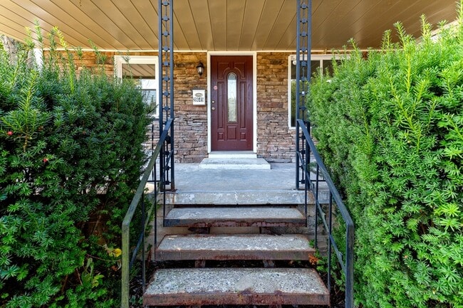 Building Photo - 28649 John Hauk St