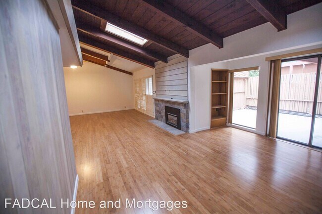 Building Photo - 3 br, 2 bath House - 334 Starling Road