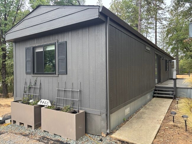 Building Photo - 4460 Pretty Good Rd
