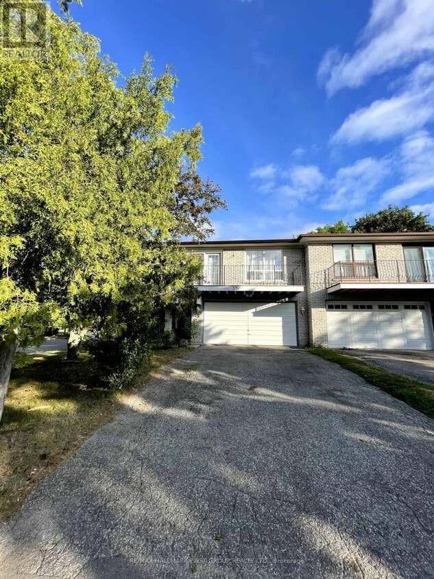 Primary Photo - 37 Invergordon Ave