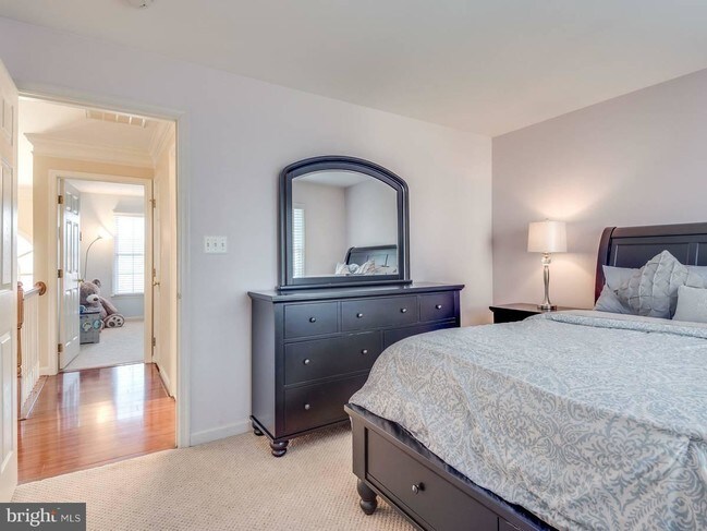 Building Photo - 10857 Hunter Gate Way