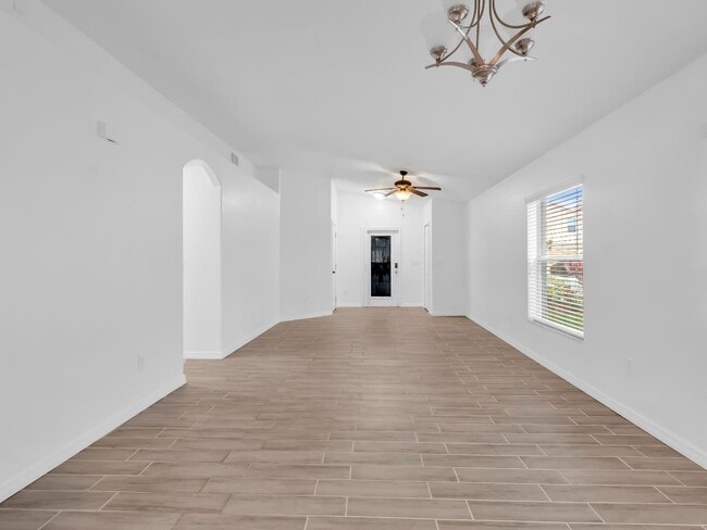 Foto del edificio - 1909 Hawks View Dr