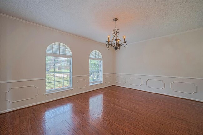 Building Photo - 13419 Paradise Valley Dr