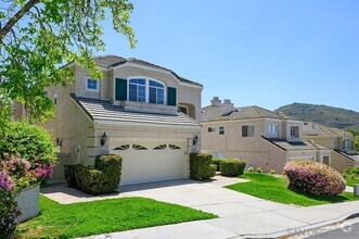 Building Photo - 11718 Windcrest Ln