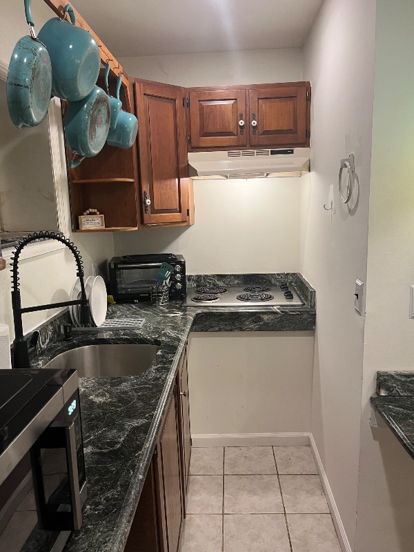 Building Photo - 33 Skidmore Rd