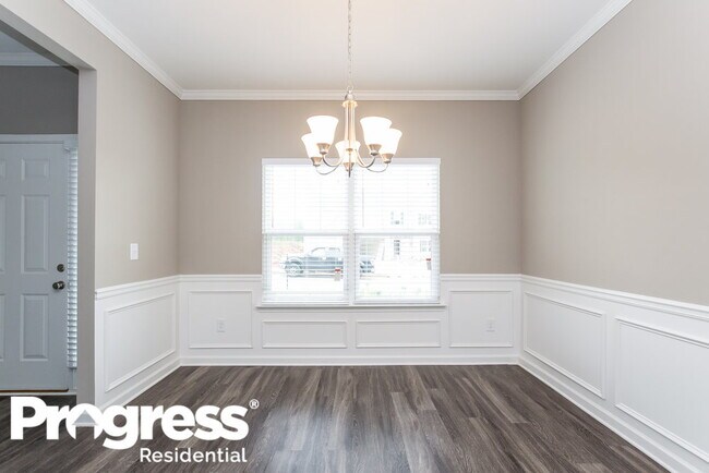 Foto del edificio - 628 Fieldcrest Dr