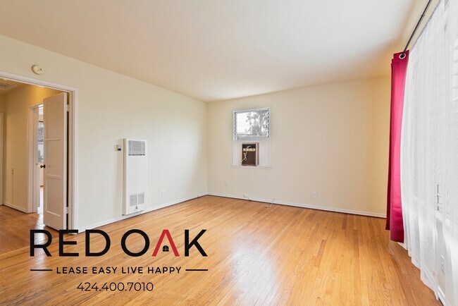 Foto del edificio - ~1 Month FREE~ Stunning, Sun-Filled, One B...