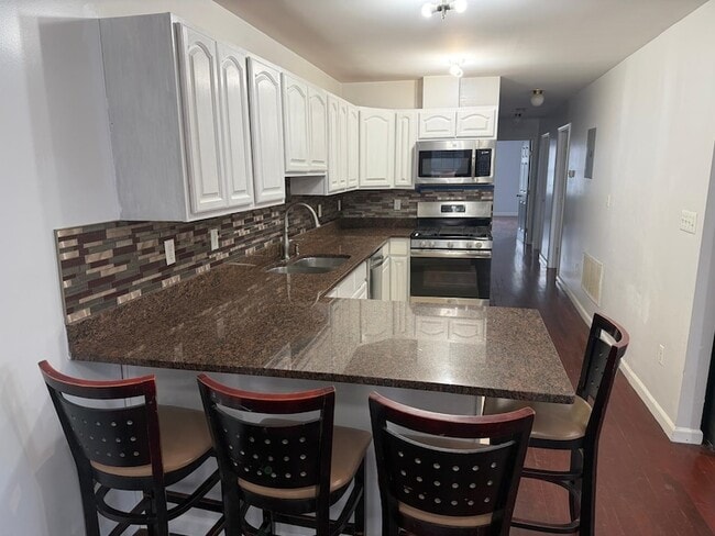 Foto del edificio - 183 Hutton St