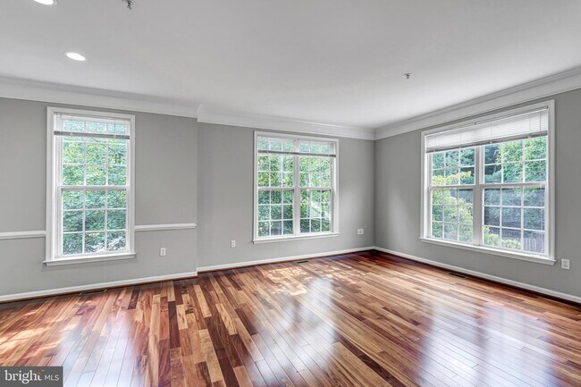 Building Photo - 12160 Abington Hall Pl