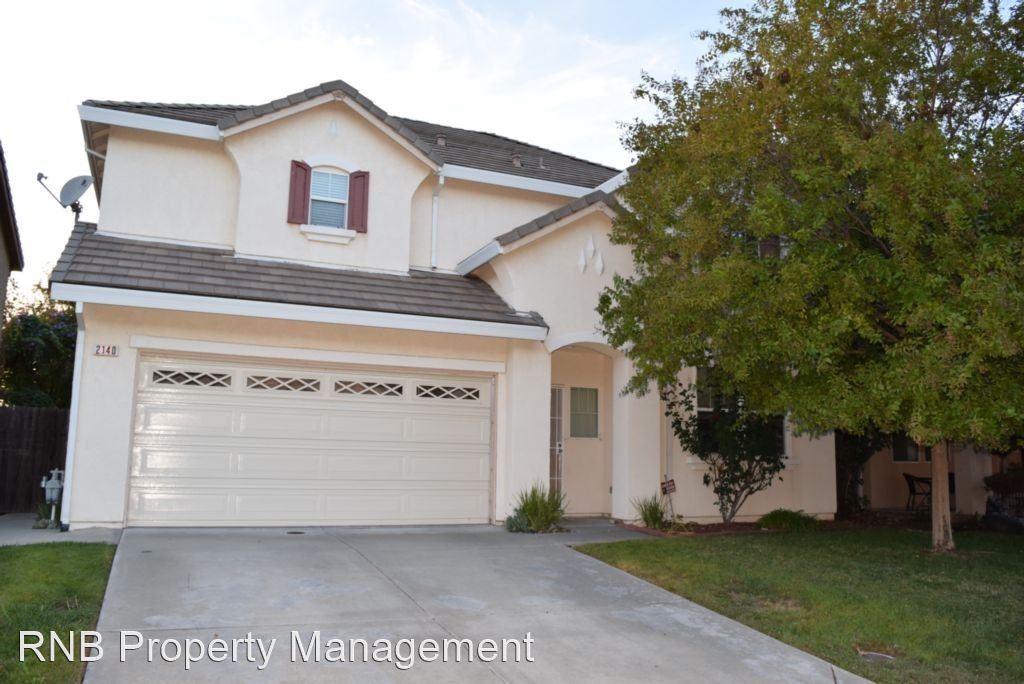 Primary Photo - 4 br, 2.5 bath House - 2140 Arnold Drive