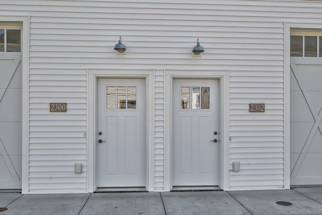 Photo - 2306 Pleasant Vw Dr Townhome