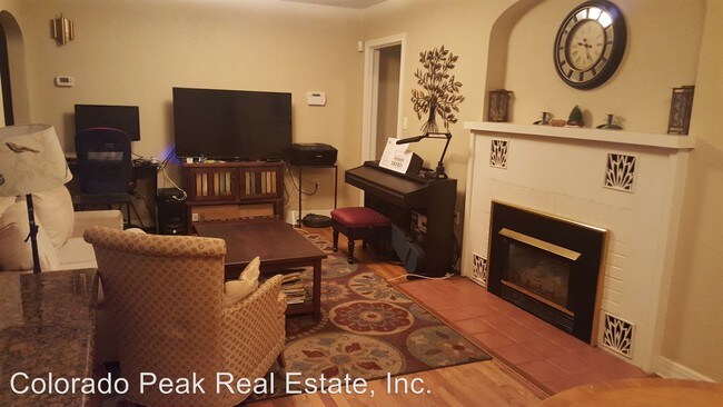 Foto del edificio - 3 br, 2 bath House - 40 Grand Ave