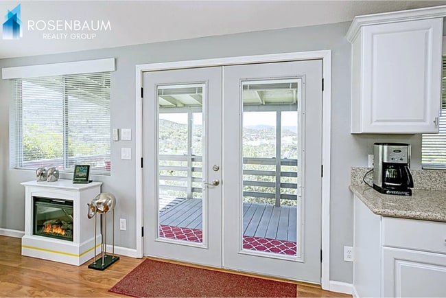 Foto del edificio - 2518 Hilltop Rd