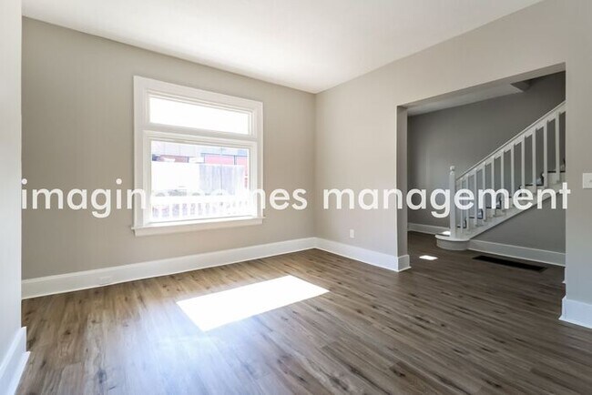 Building Photo - Lovely Covington Home with Private Off-Str...
