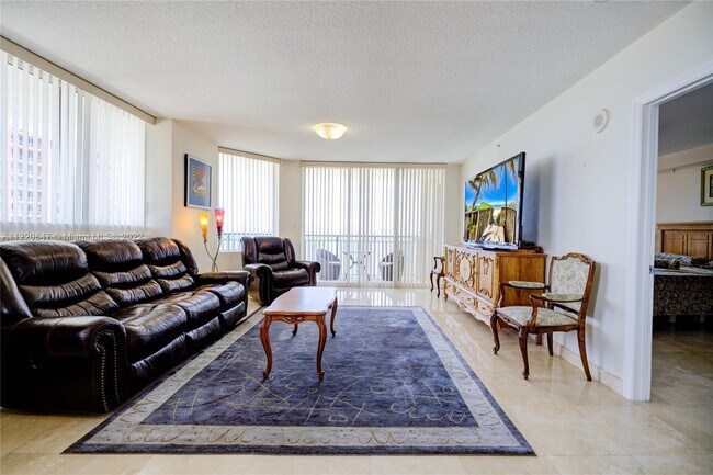 Foto del edificio - 2011 N Ocean Blvd