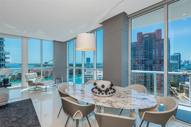 Foto del edificio - 50 South Pointe Dr