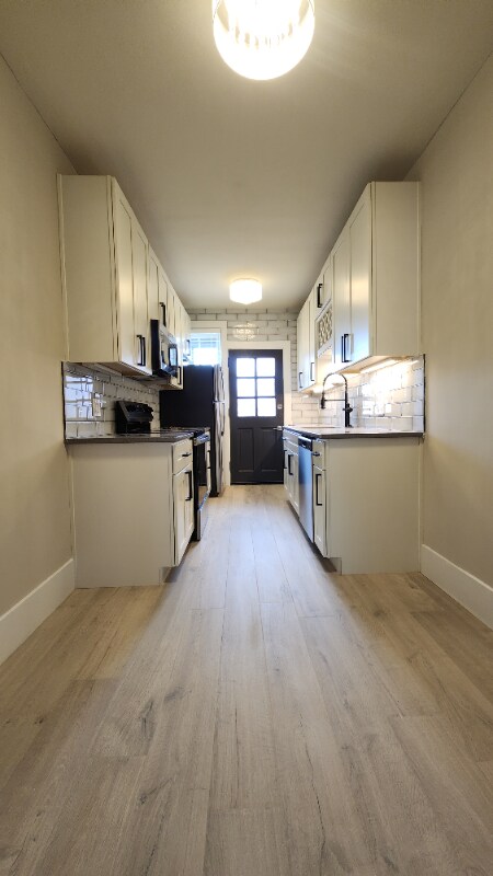 Foto del edificio - 7507 Oxford Dr